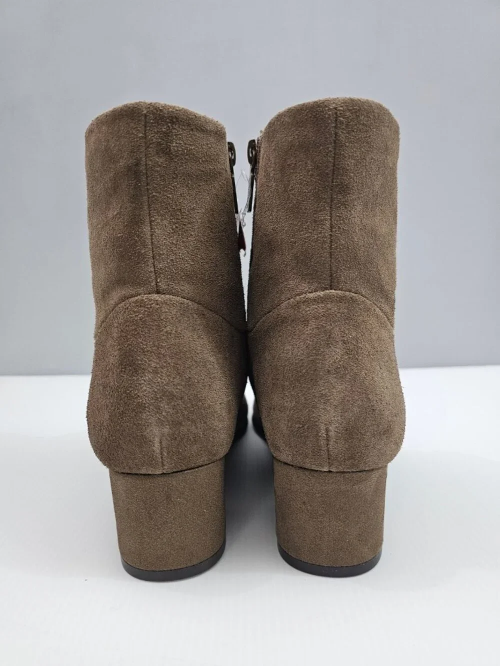 Blondo Arena Waterproof Ankle Boot Womens 9.5 Taupe Suede Pointed Toe Block Heel